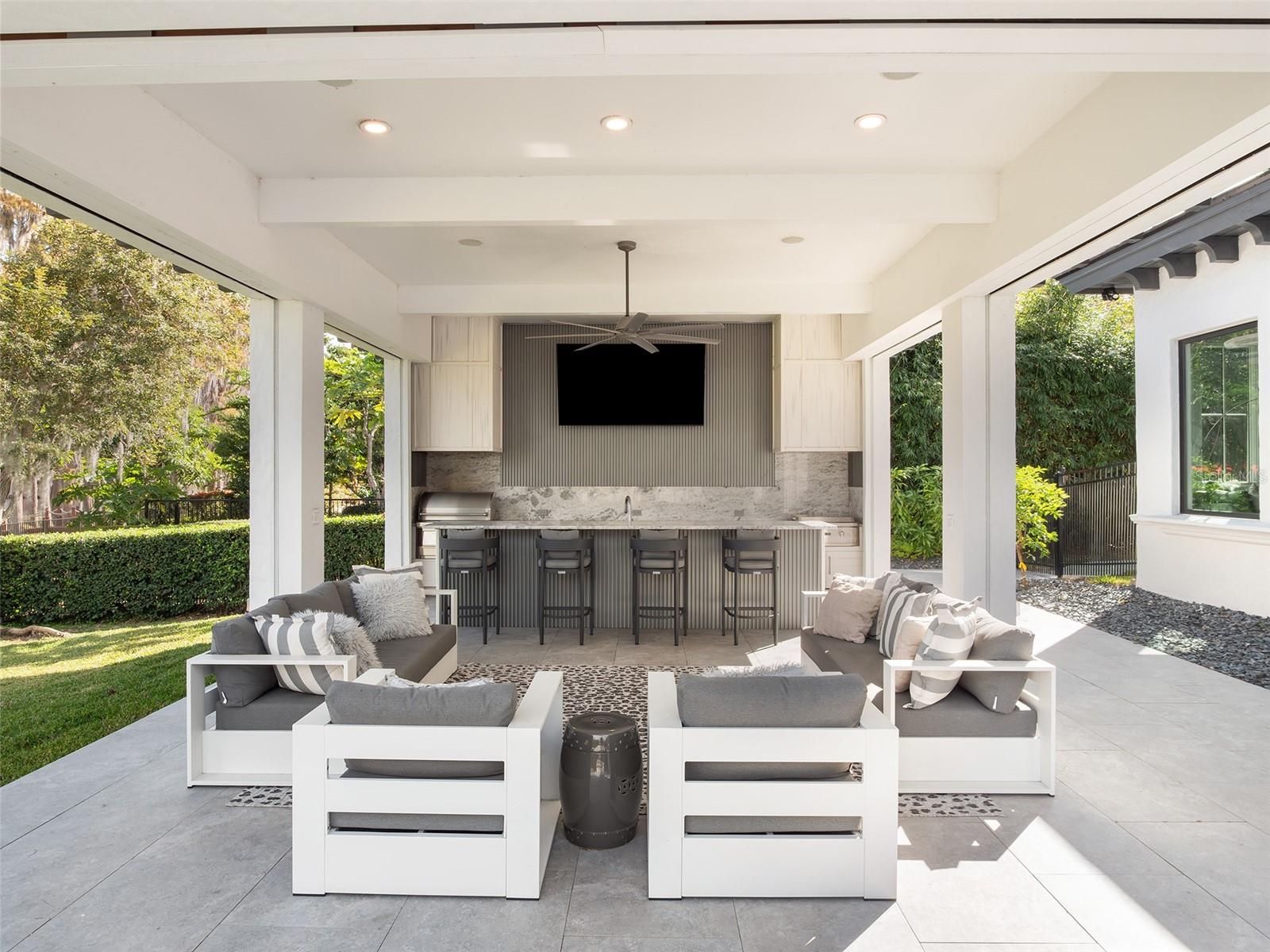 O6372197 Property Photo