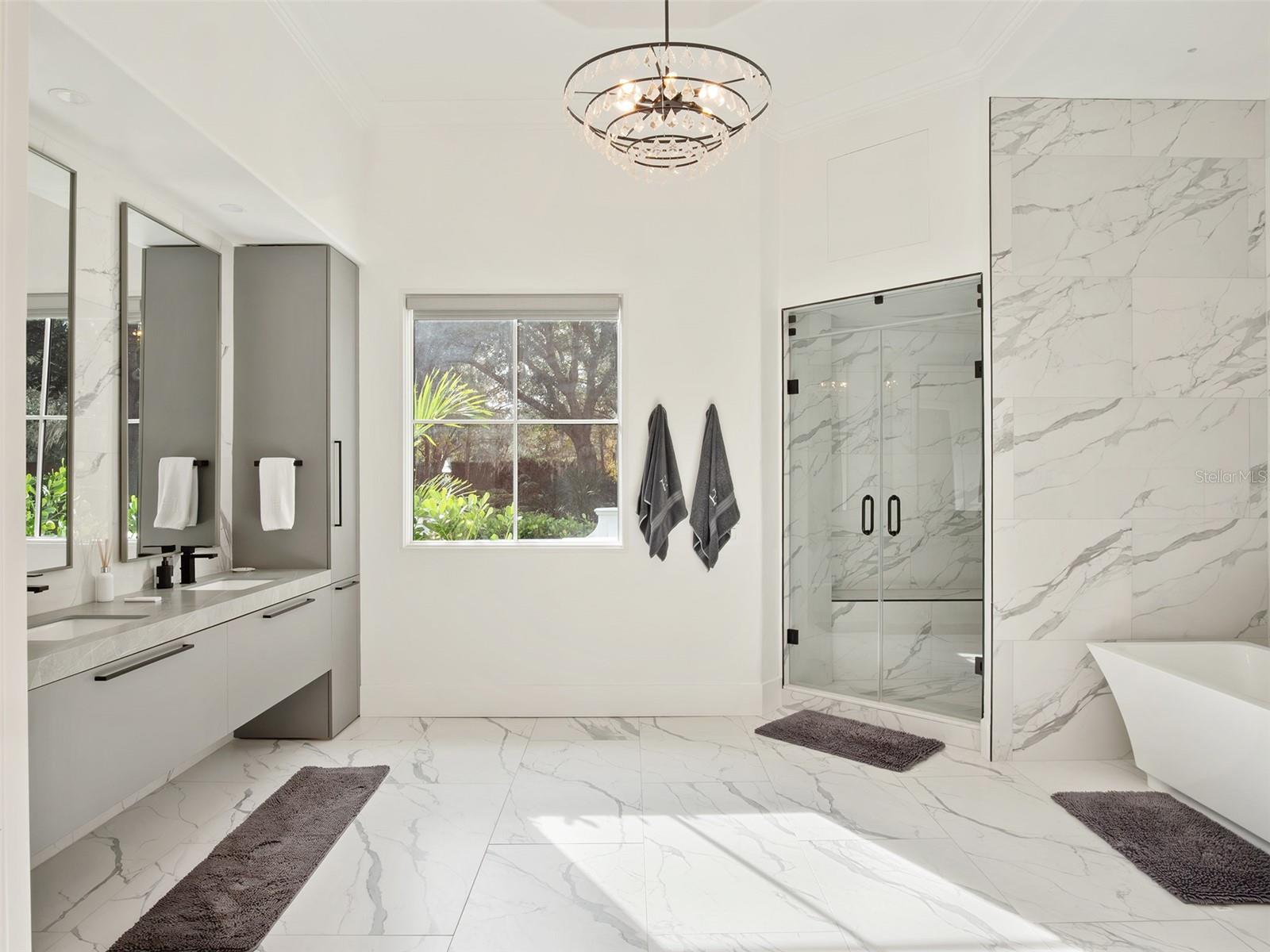 O6372197 Property Photo