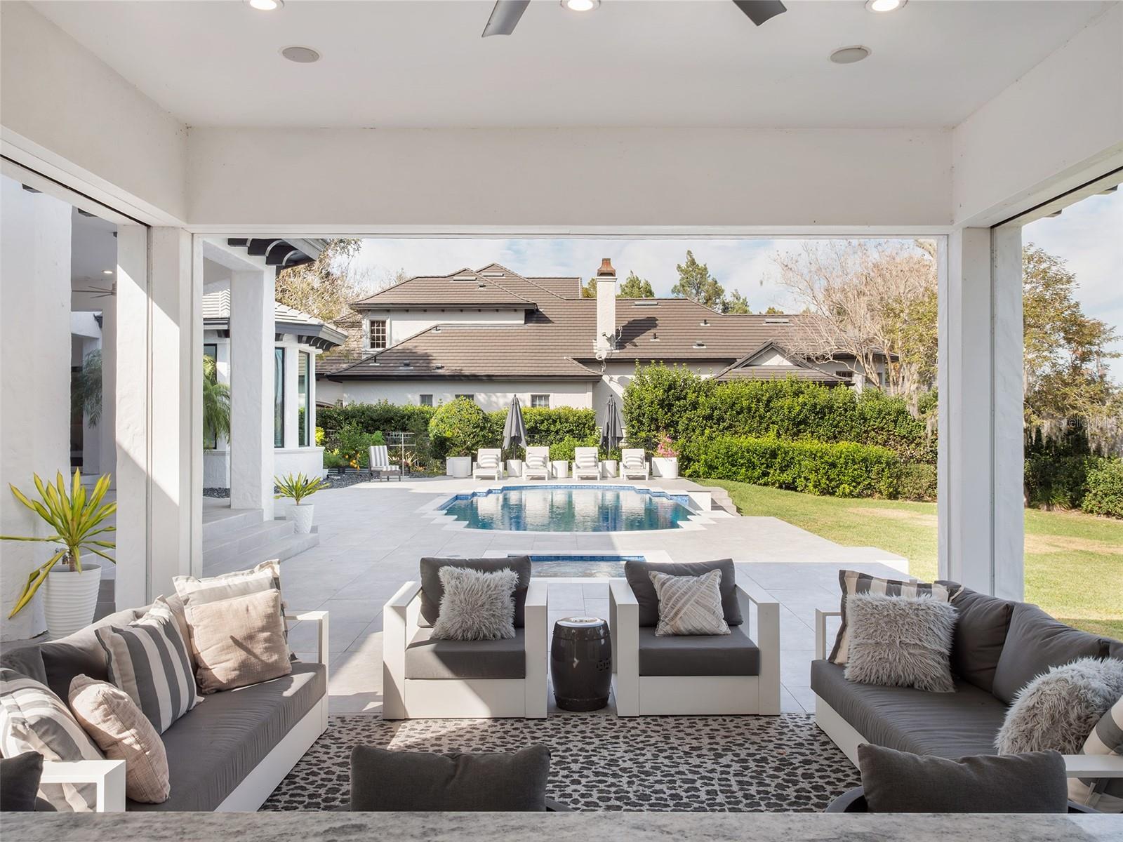 O6372197 Property Photo