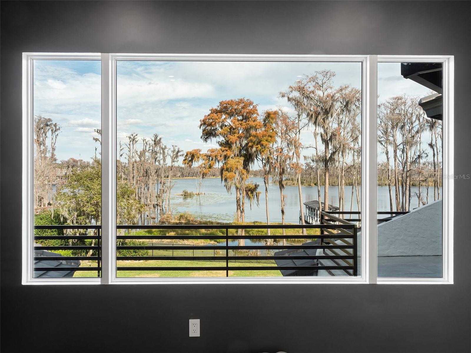 O6372197 Property Photo