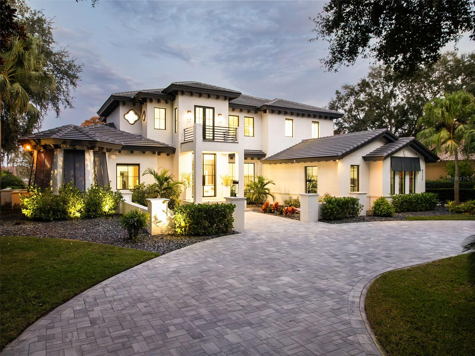 O6372197 Property Photo