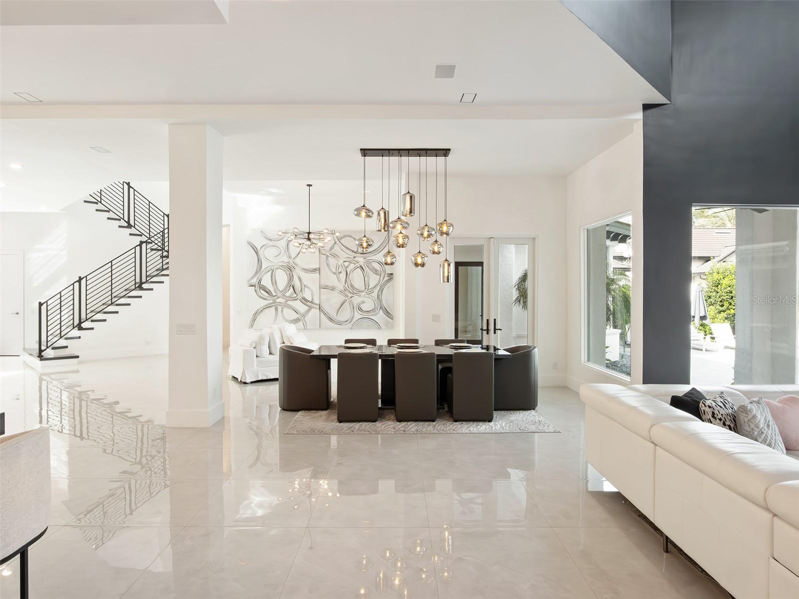 O6372197 Property Photo