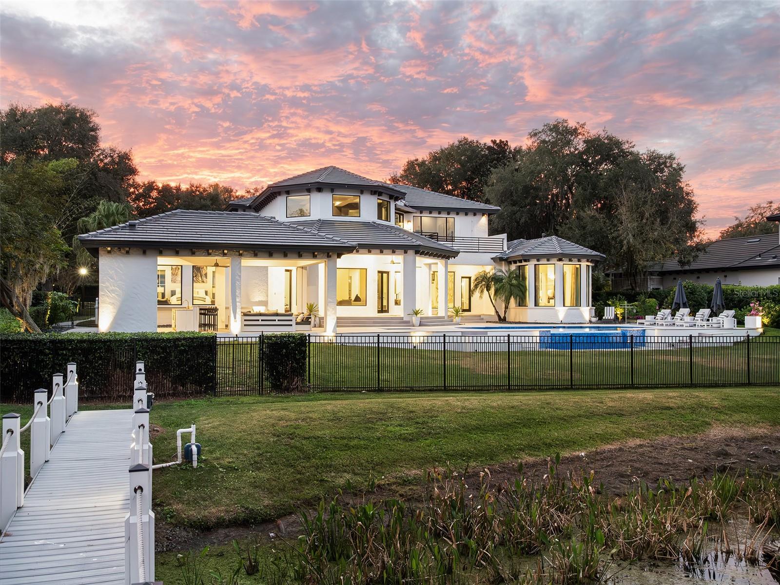 O6372197 Property Photo