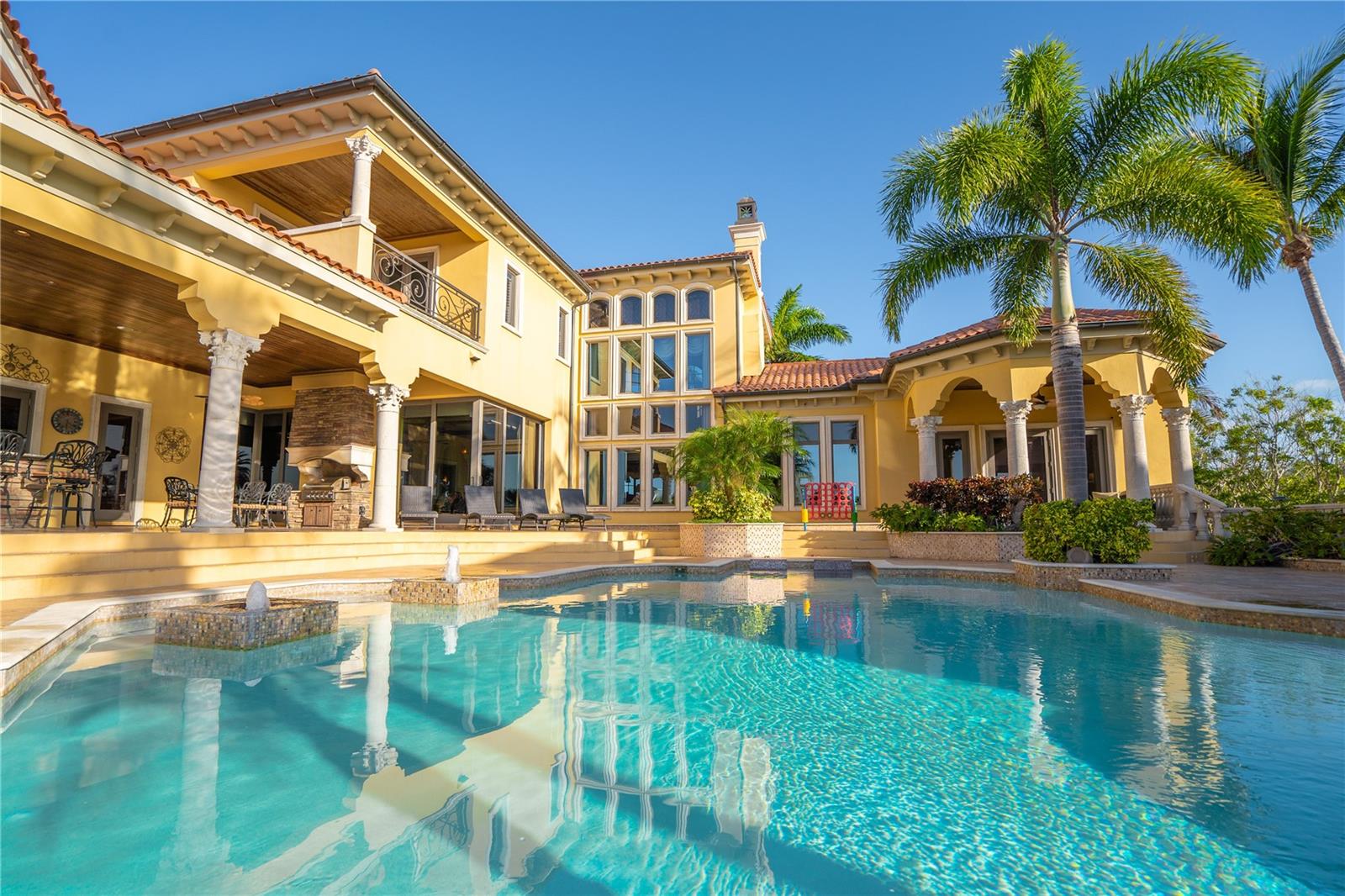 TB8462413 Property Photo