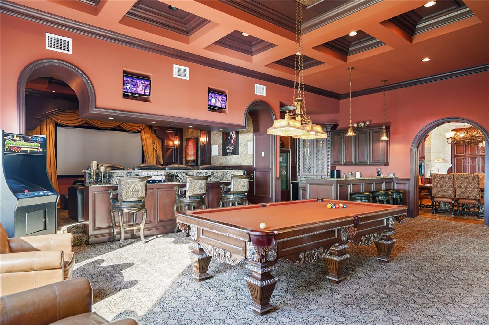 TB8462413 Property Photo