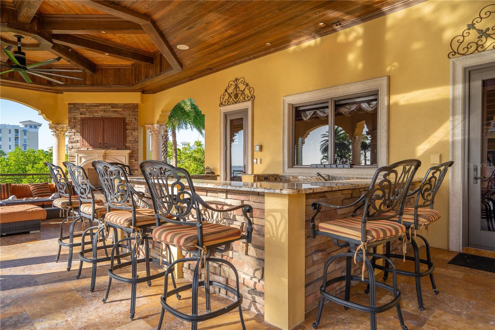 TB8462413 Property Photo