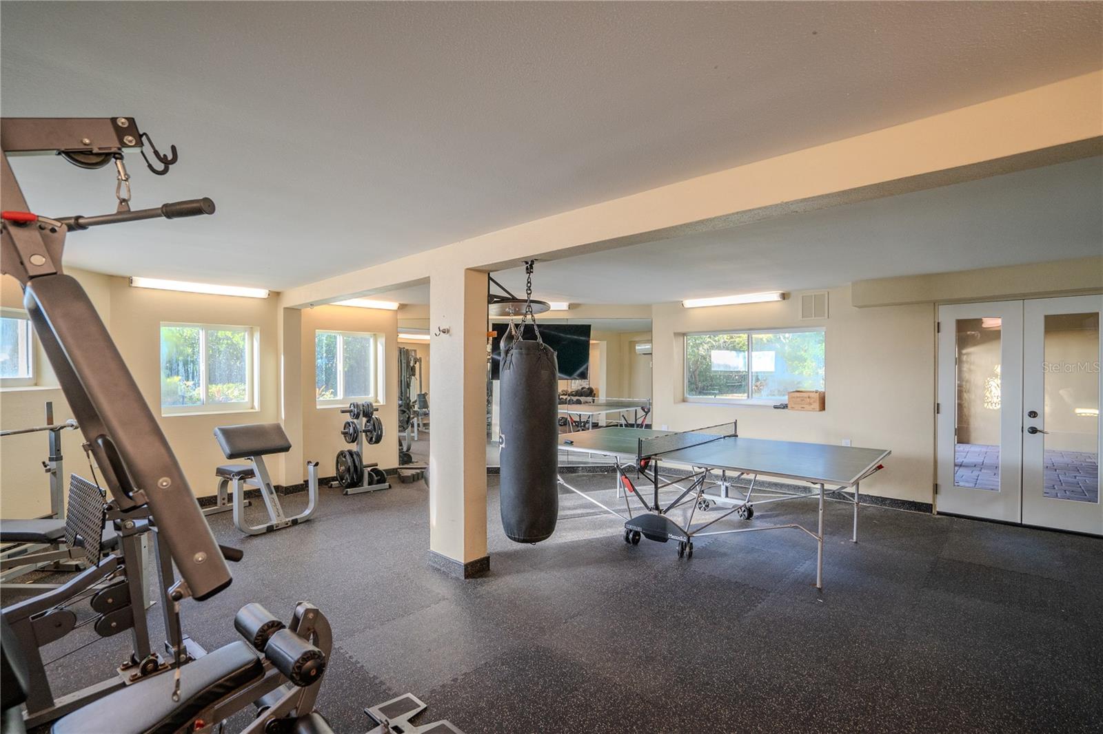 TB8462413 Property Photo