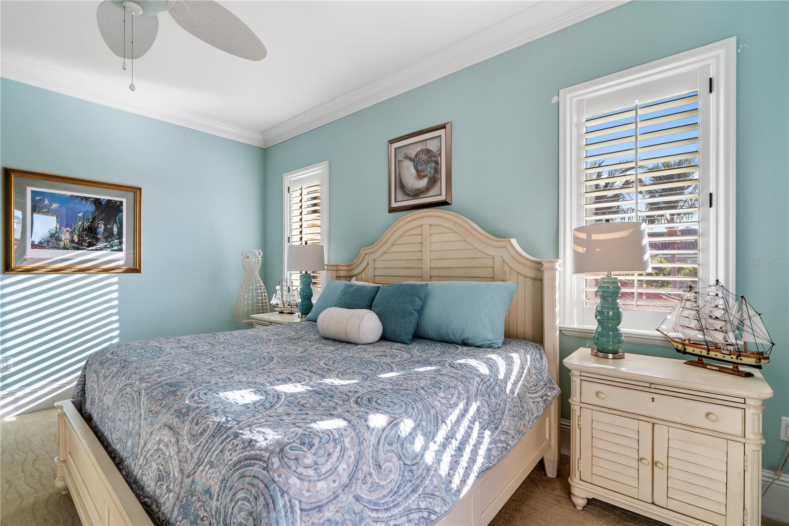 TB8462413 Property Photo