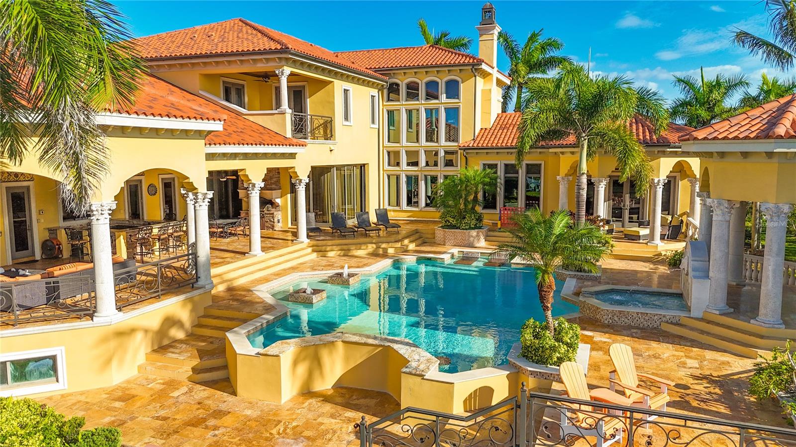 TB8462413 Property Photo