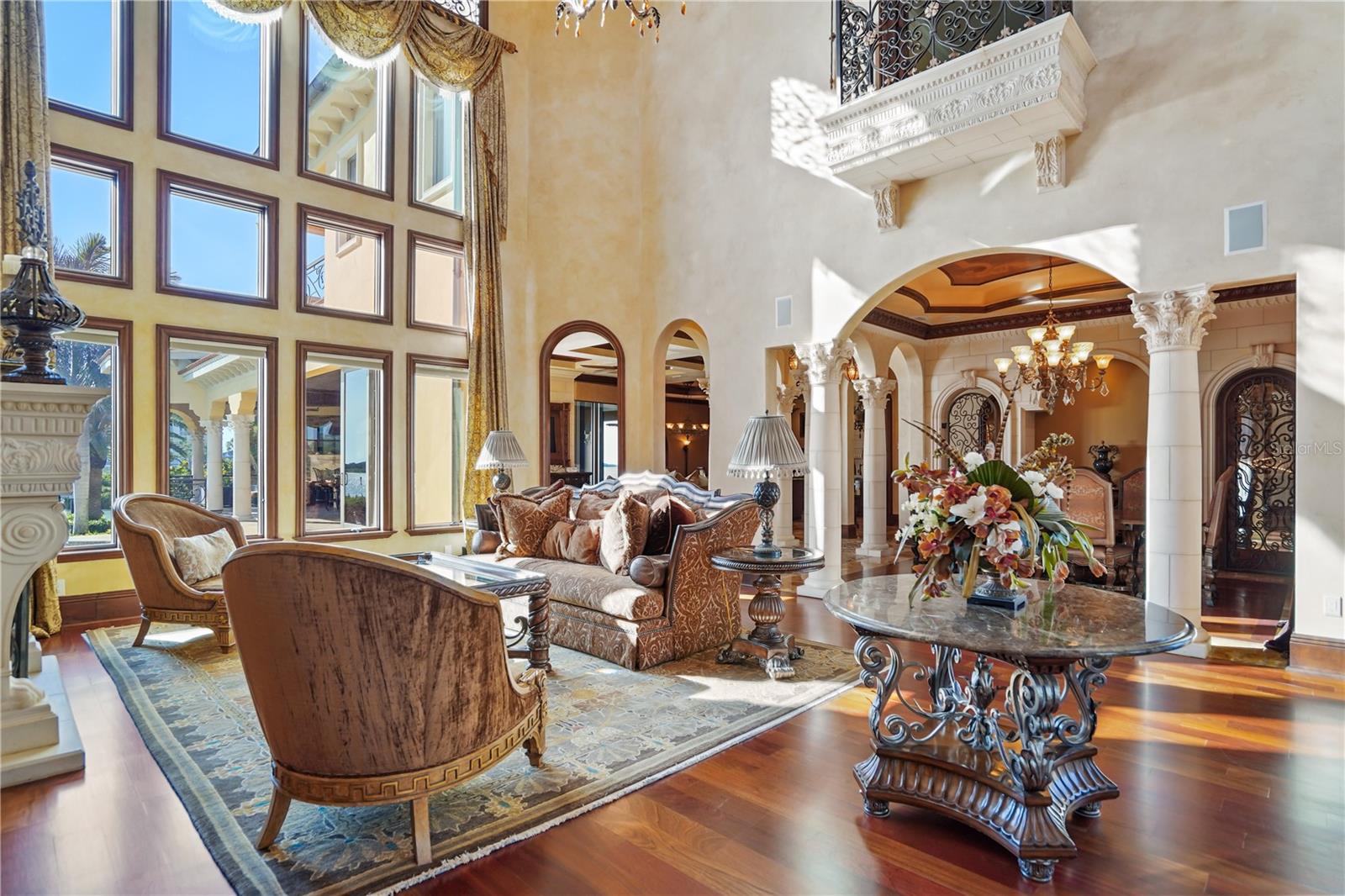 TB8462413 Property Photo