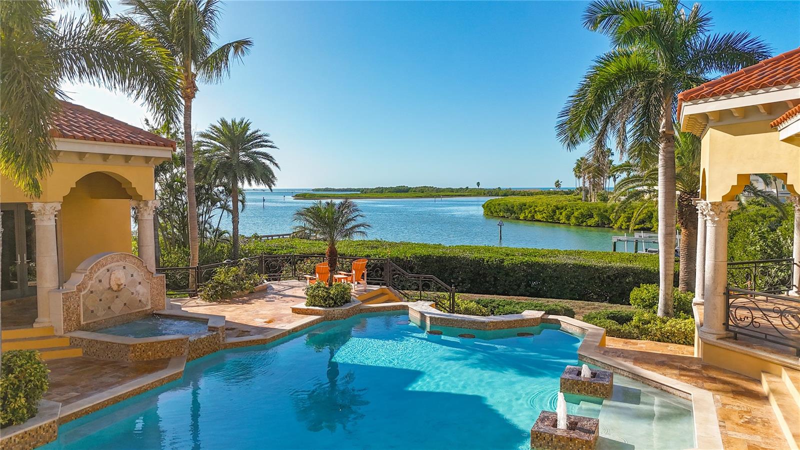 TB8462413 Property Photo