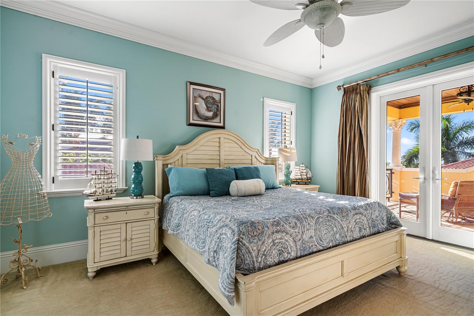 TB8462413 Property Photo