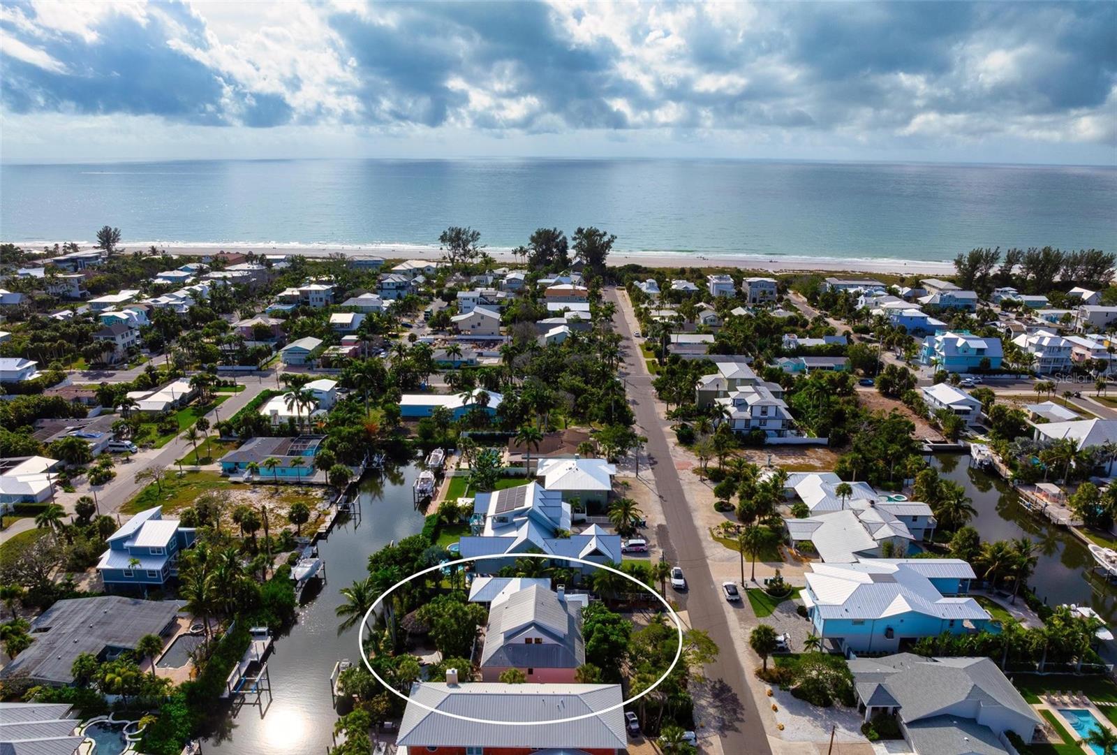 TB8462487 Property Photo