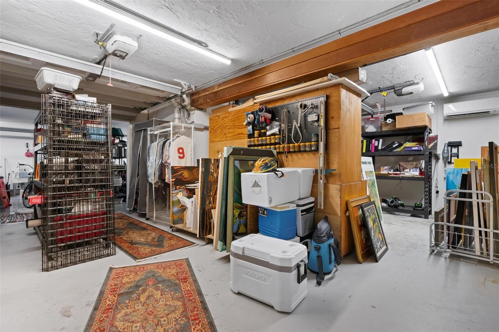 TB8462487 Property Photo