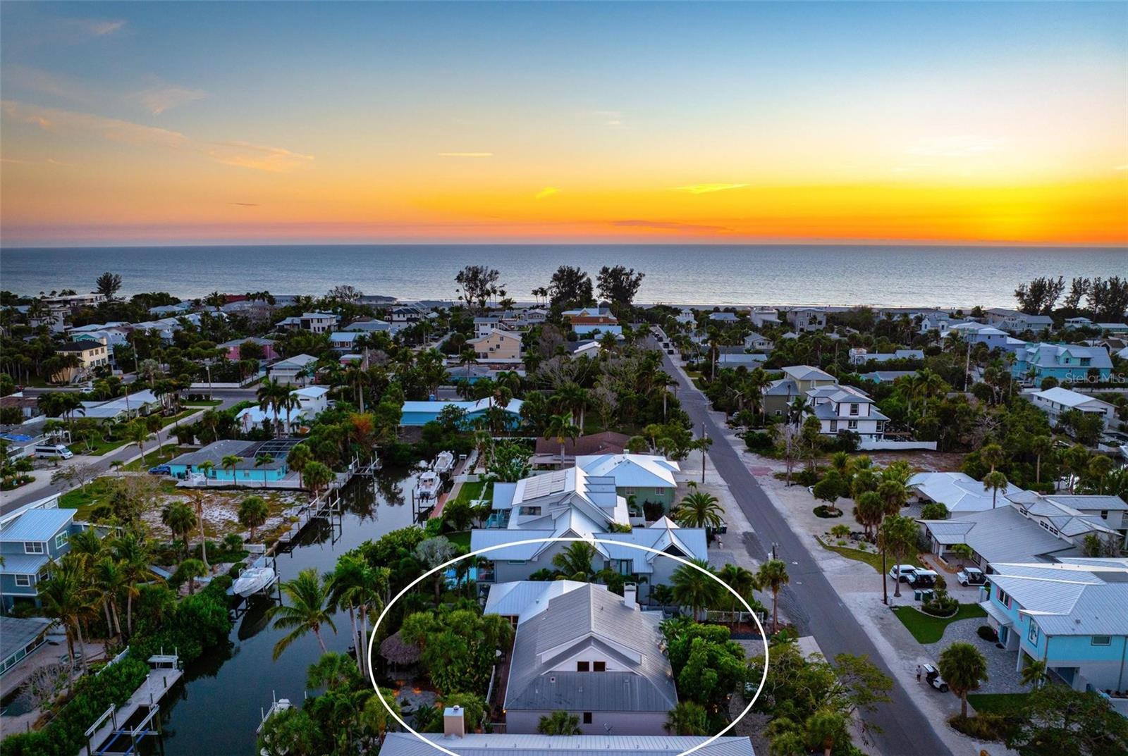 TB8462487 Property Photo