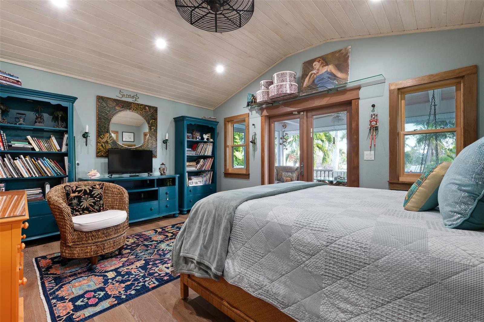 TB8462487 Property Photo