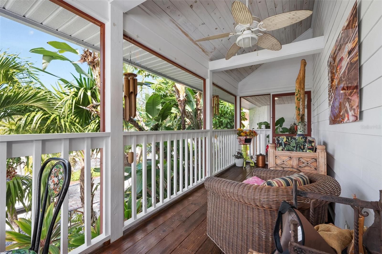 TB8462487 Property Photo