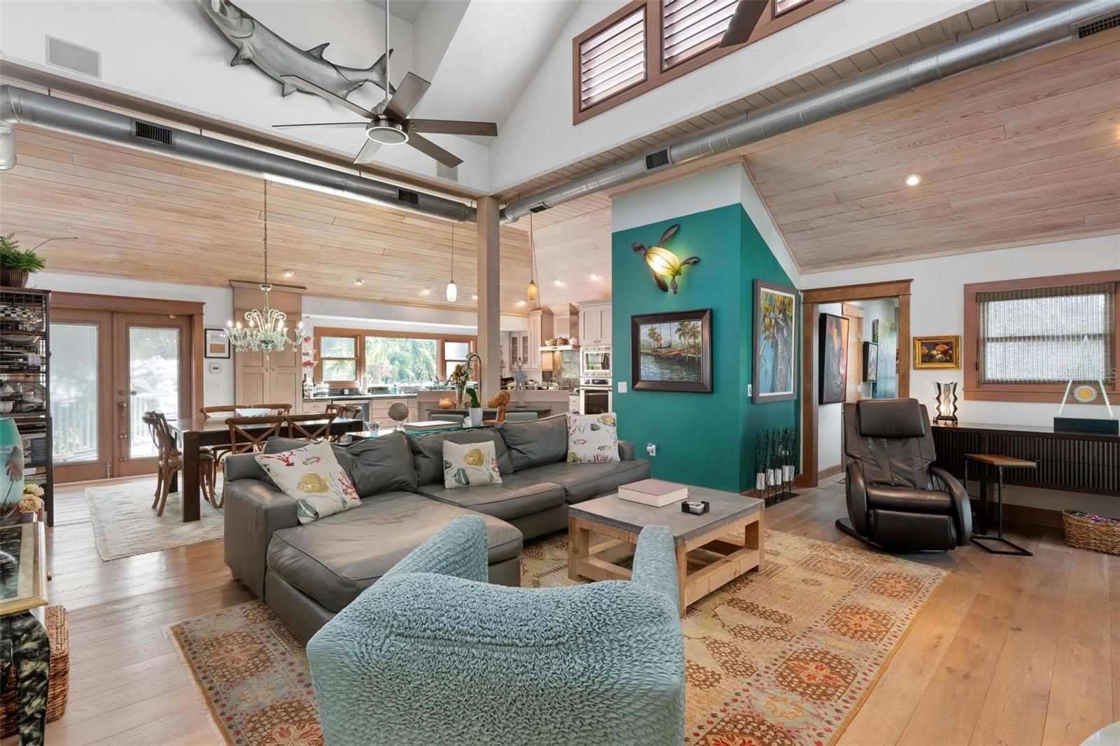 TB8462487 Property Photo