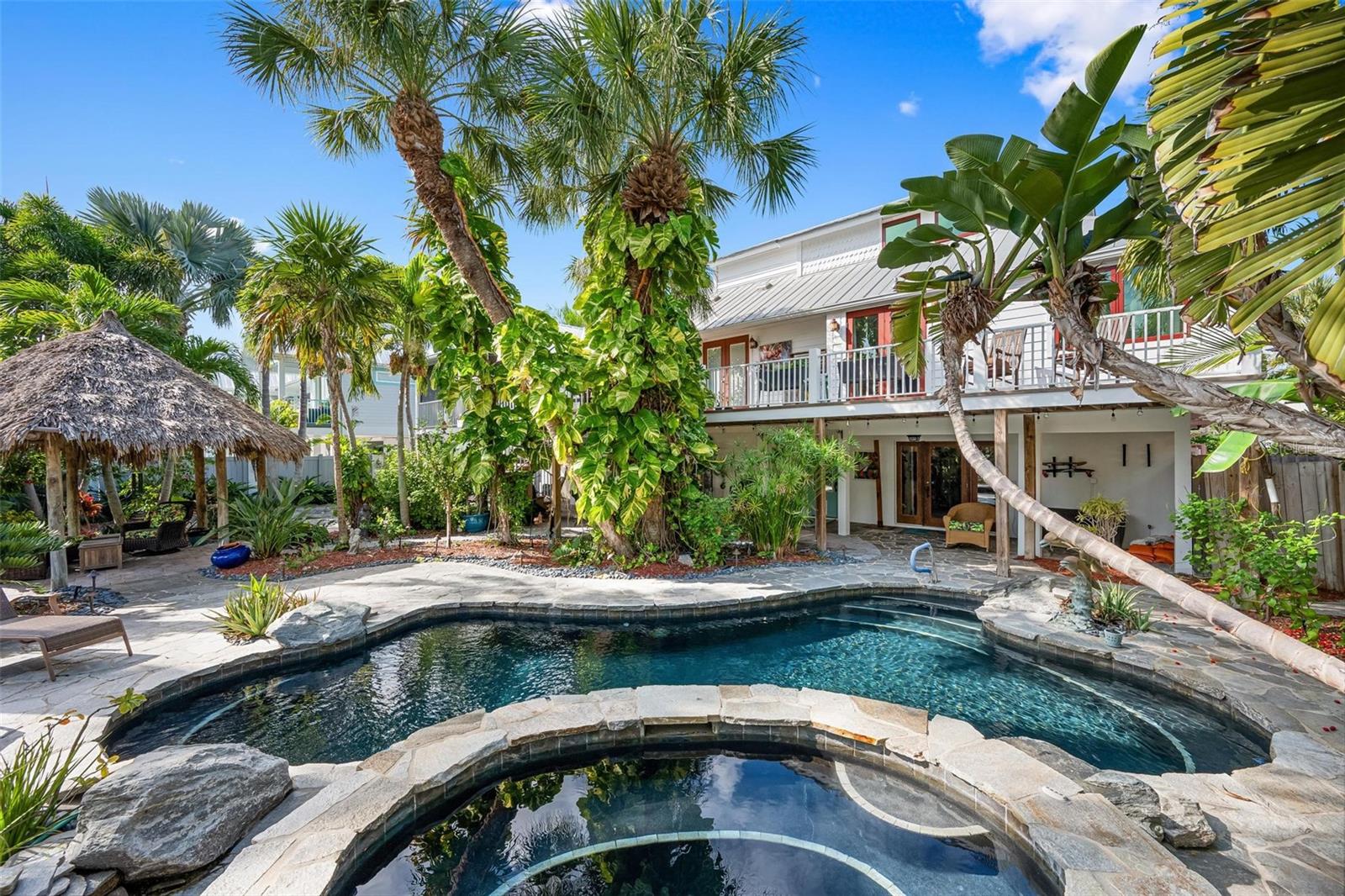 TB8462487 Property Photo