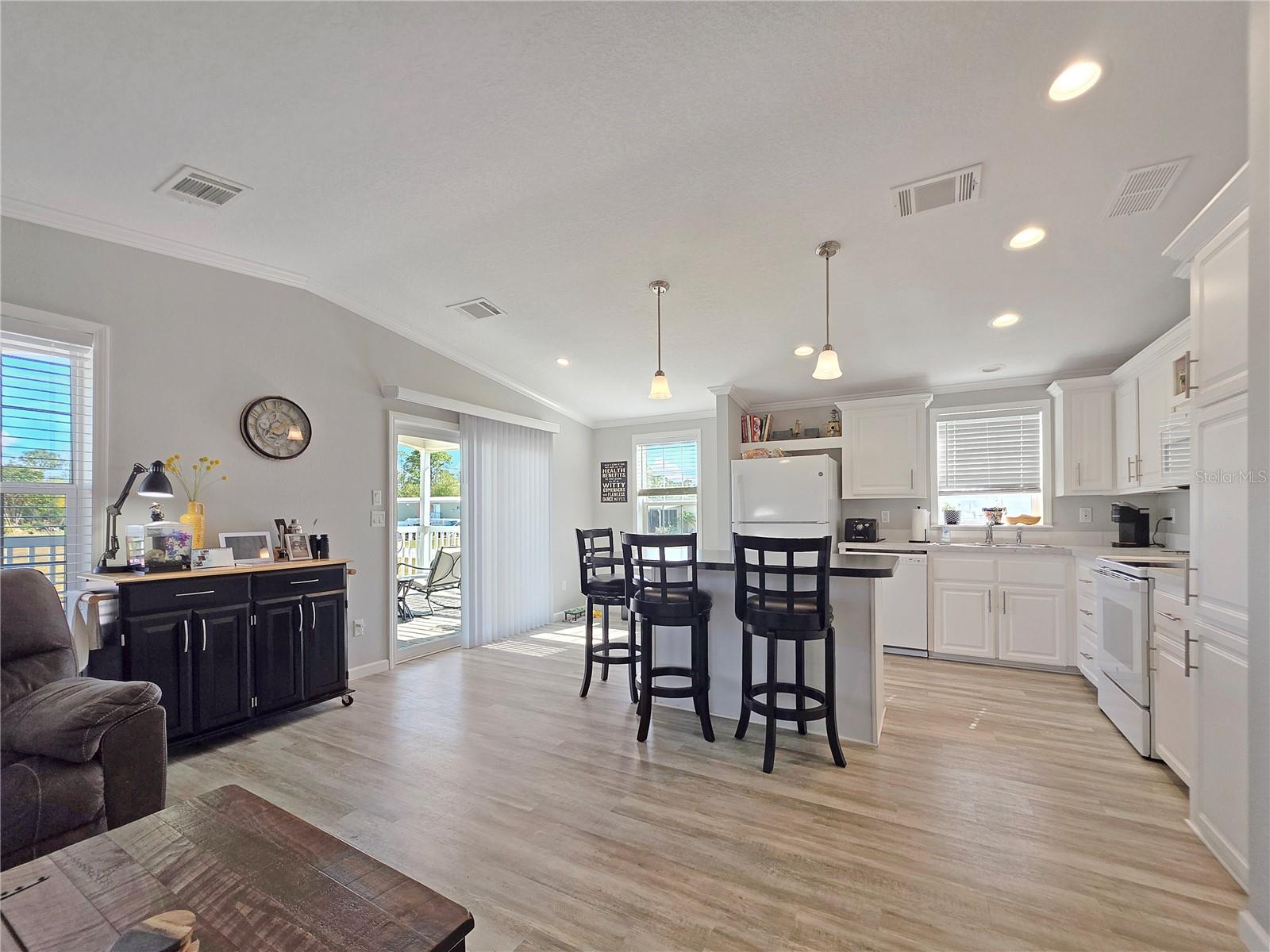 C7519897 Property Photo