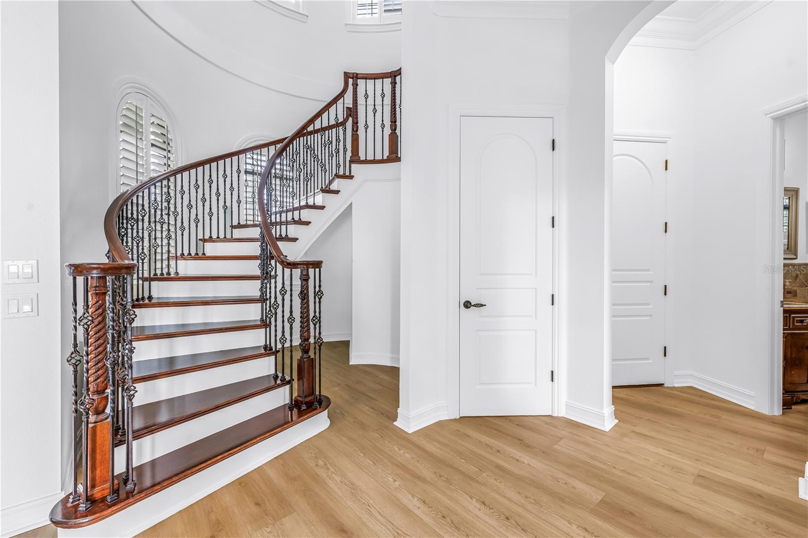 TB8462560 Property Photo