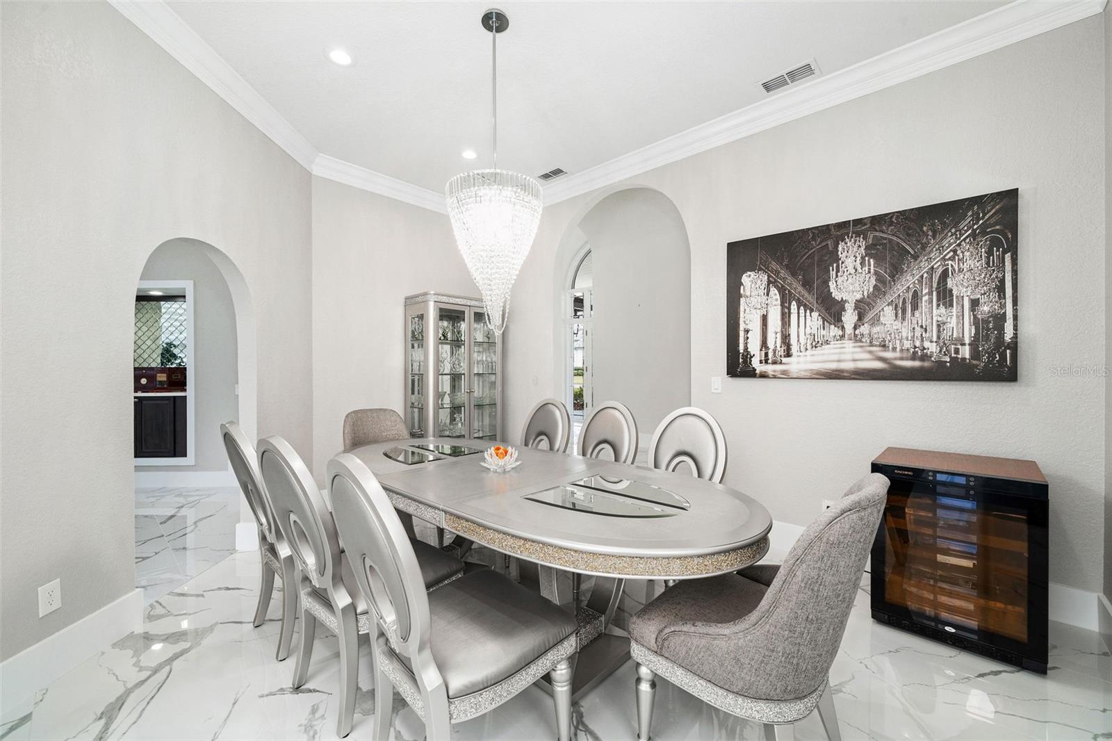 O6372348 Property Photo