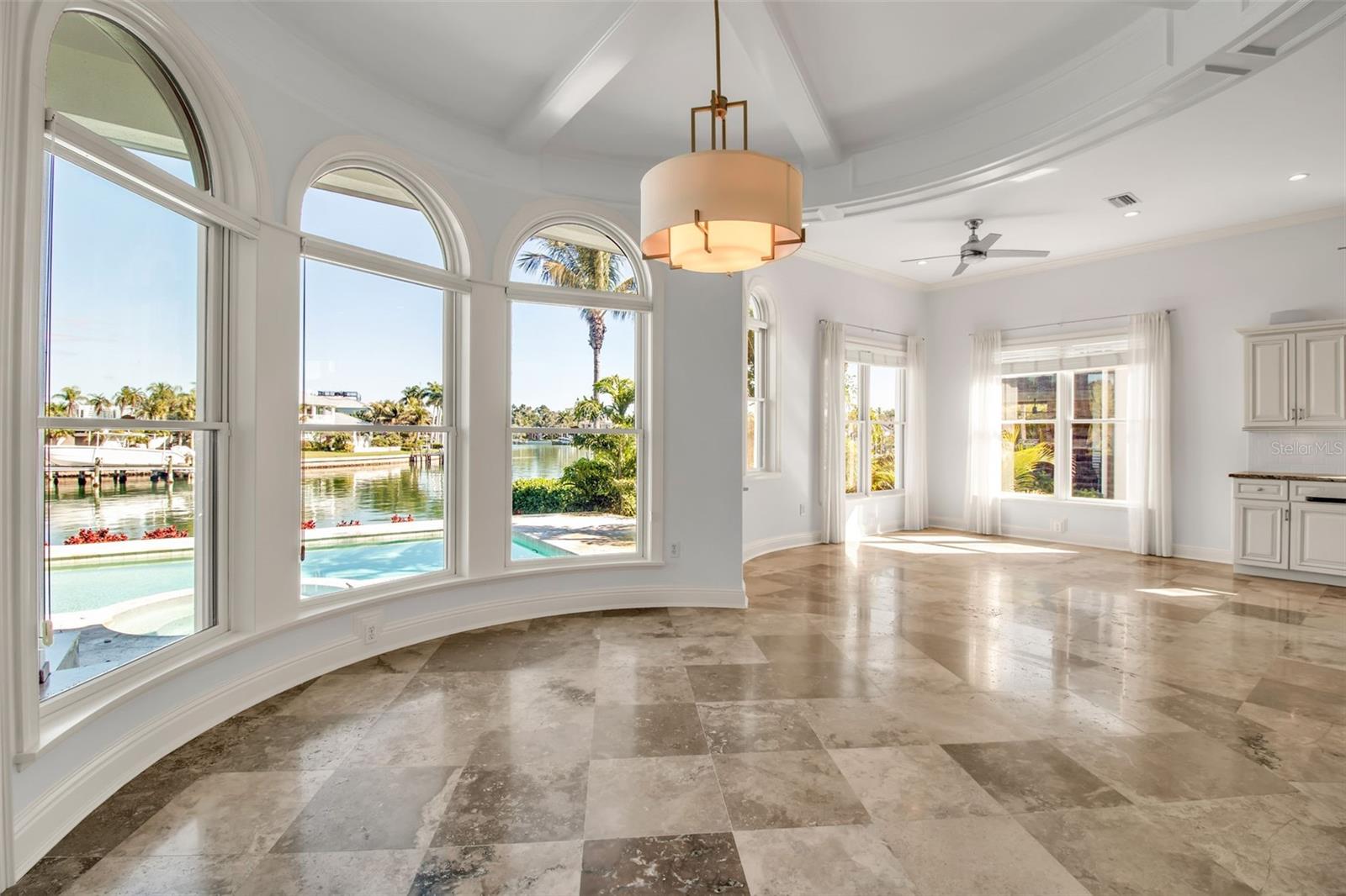 A4677509 Property Photo