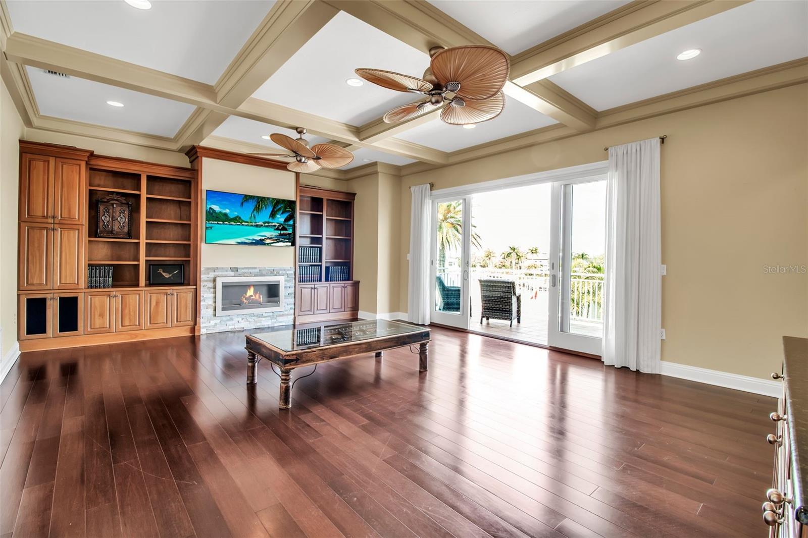 A4677509 Property Photo