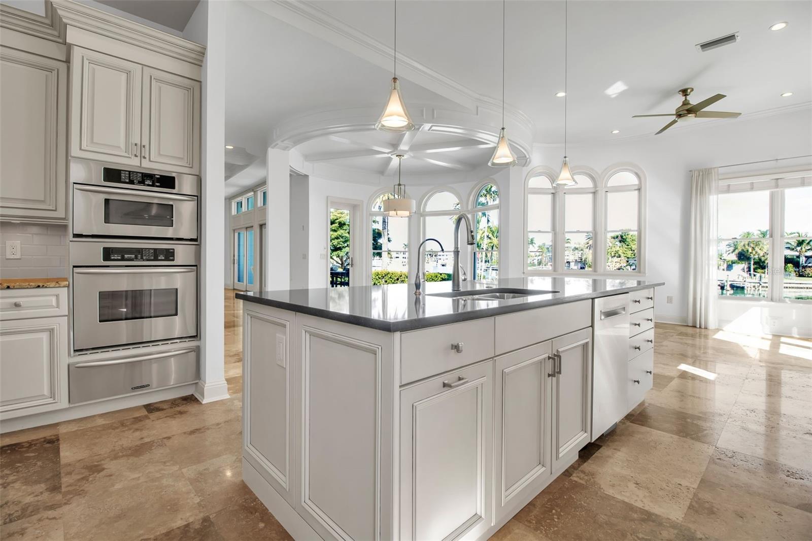 A4677509 Property Photo