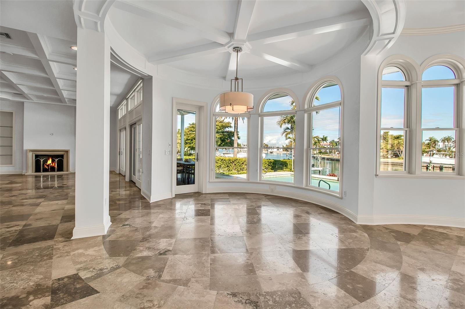 A4677509 Property Photo