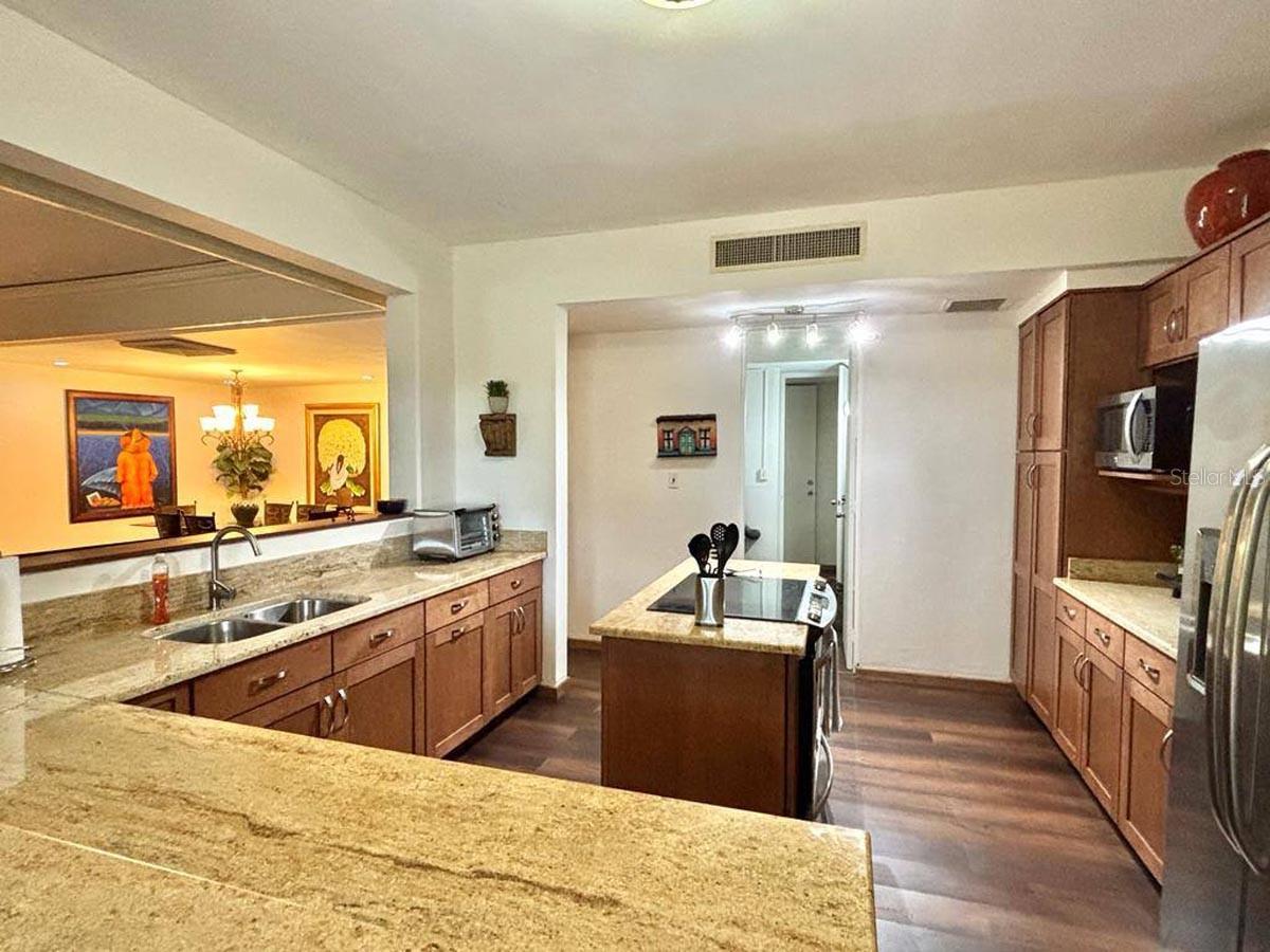 PR9118389 Property Photo