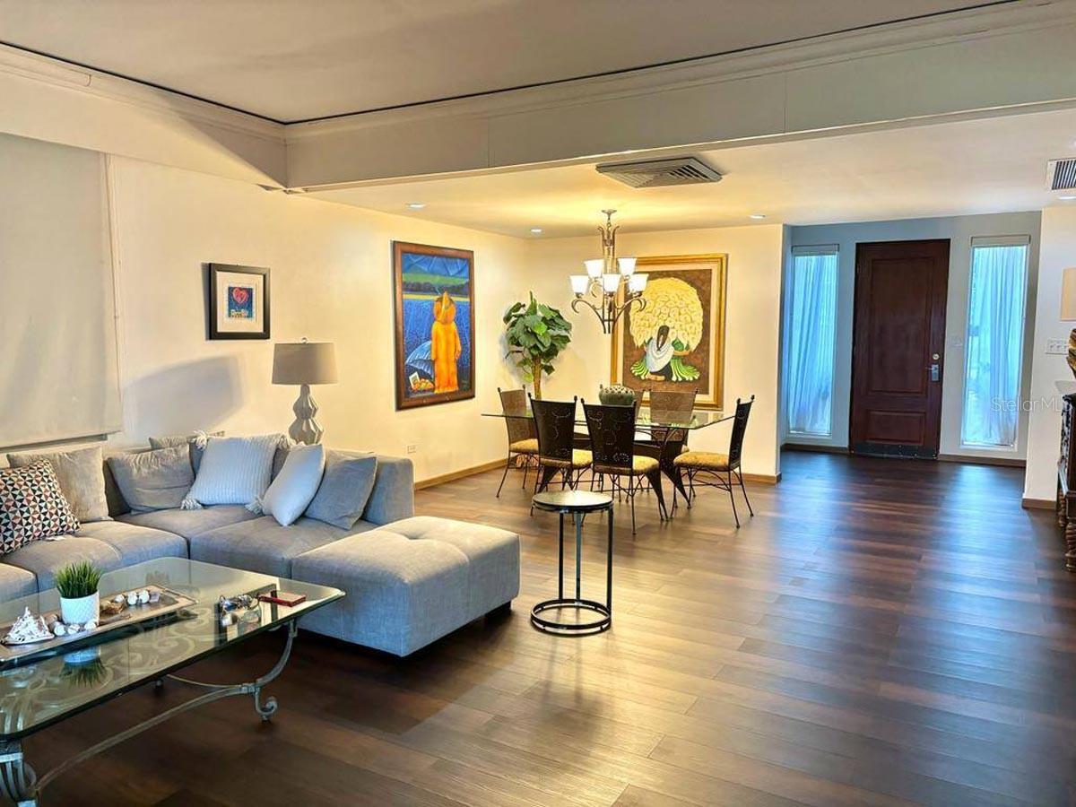 PR9118389 Property Photo