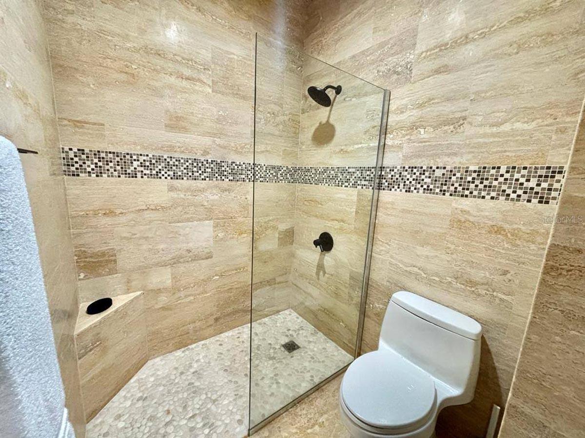 PR9118389 Property Photo