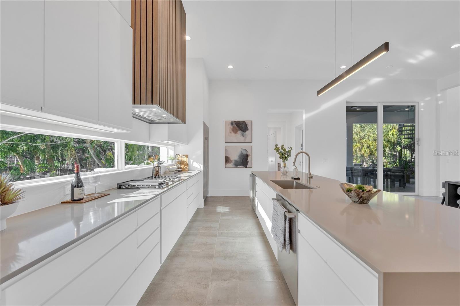 A4677510 Property Photo