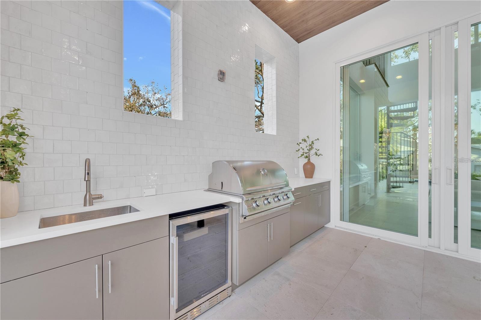 A4677510 Property Photo