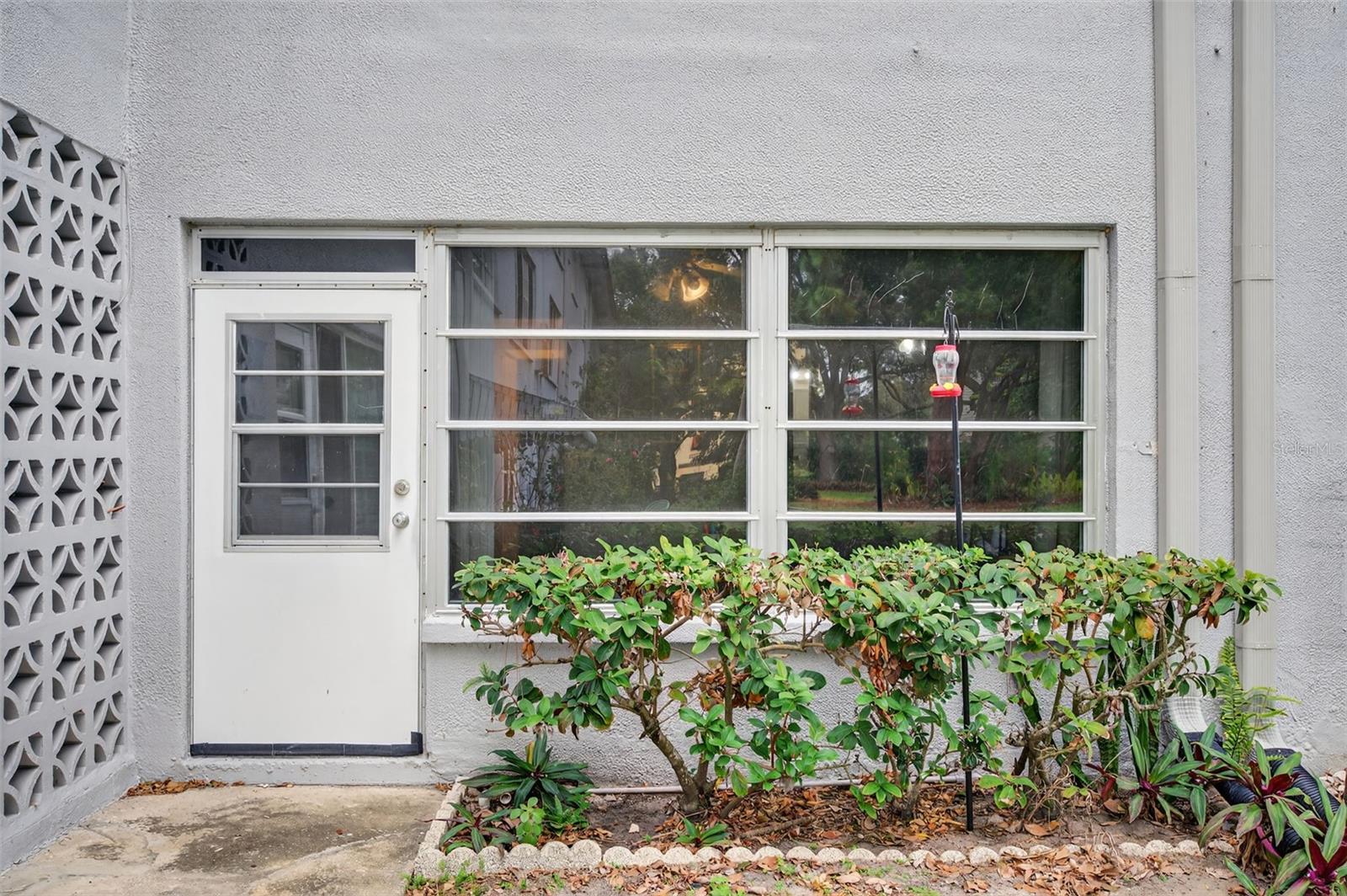 TB8462615 Property Photo