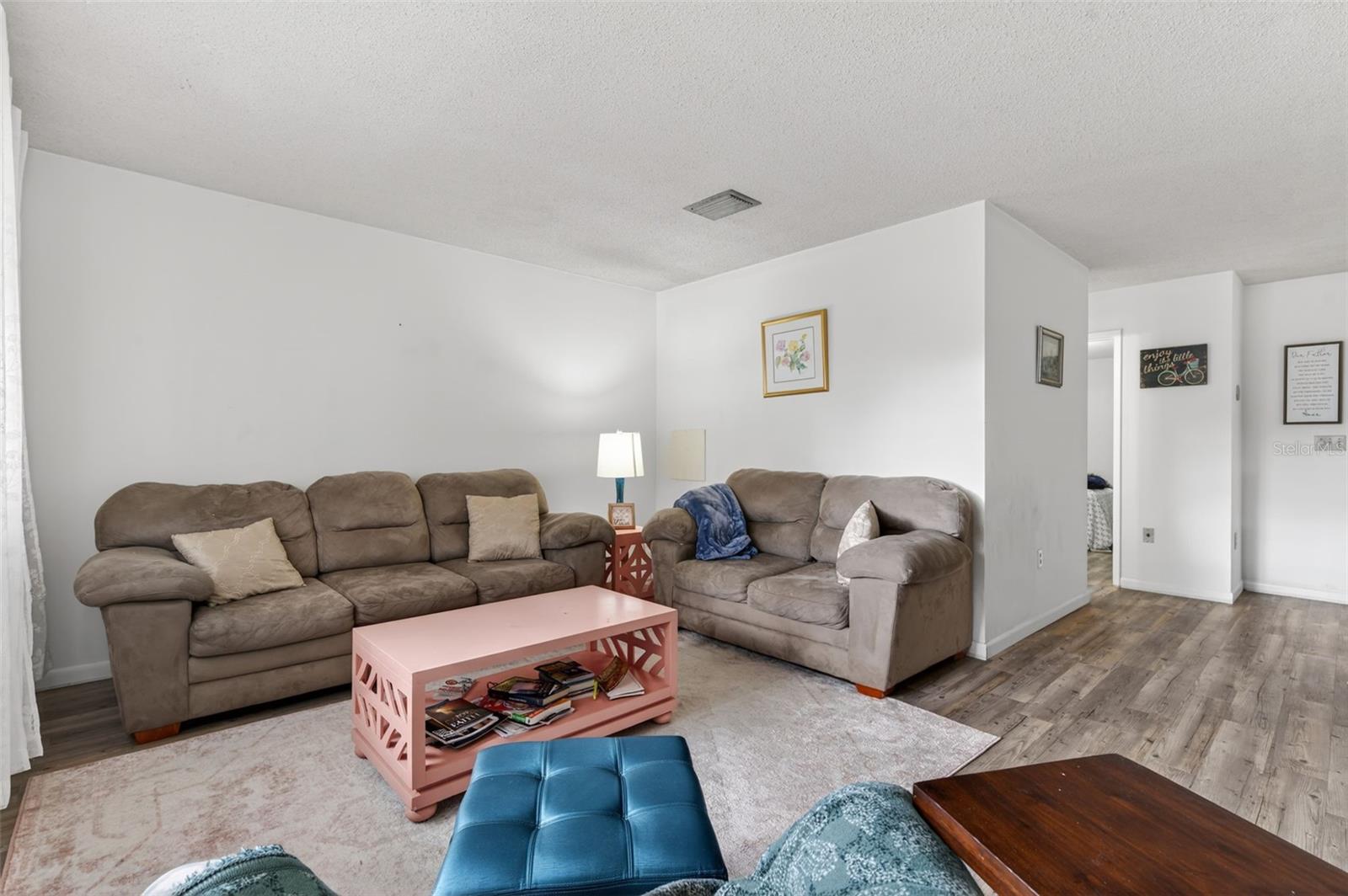 TB8462615 Property Photo