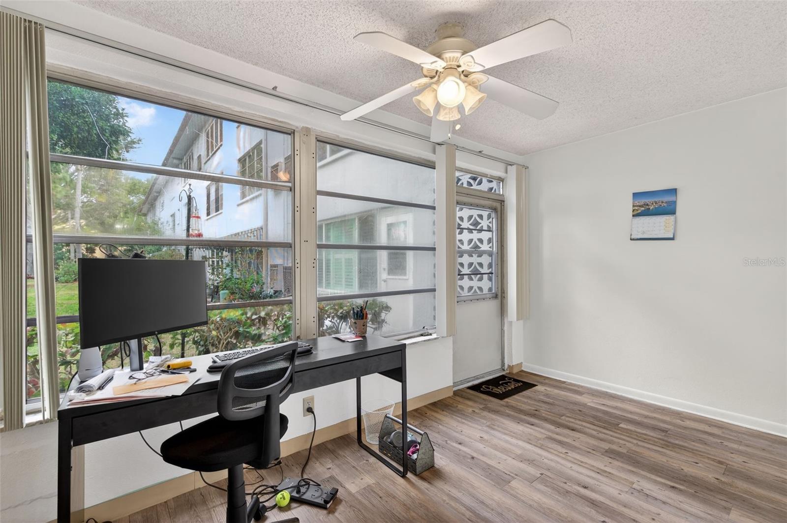 TB8462615 Property Photo