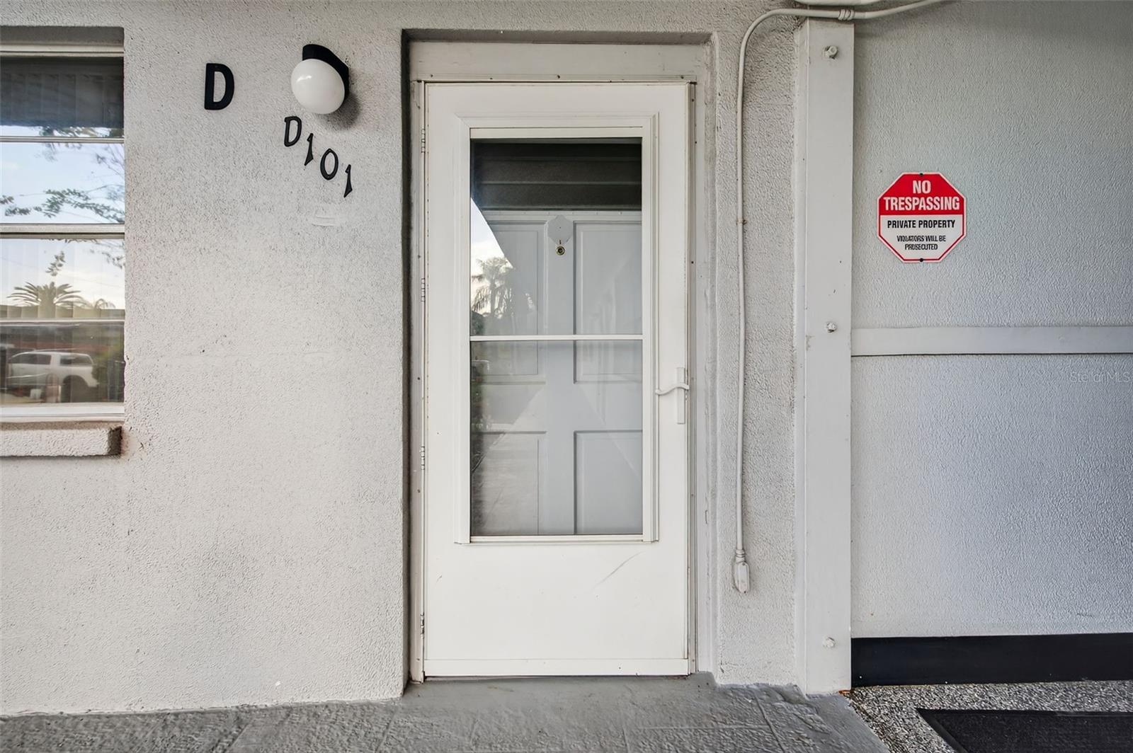 TB8462615 Property Photo