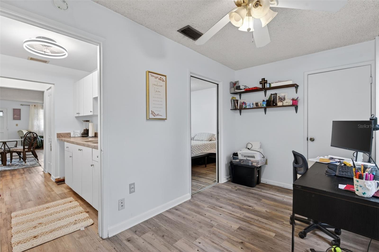 TB8462615 Property Photo