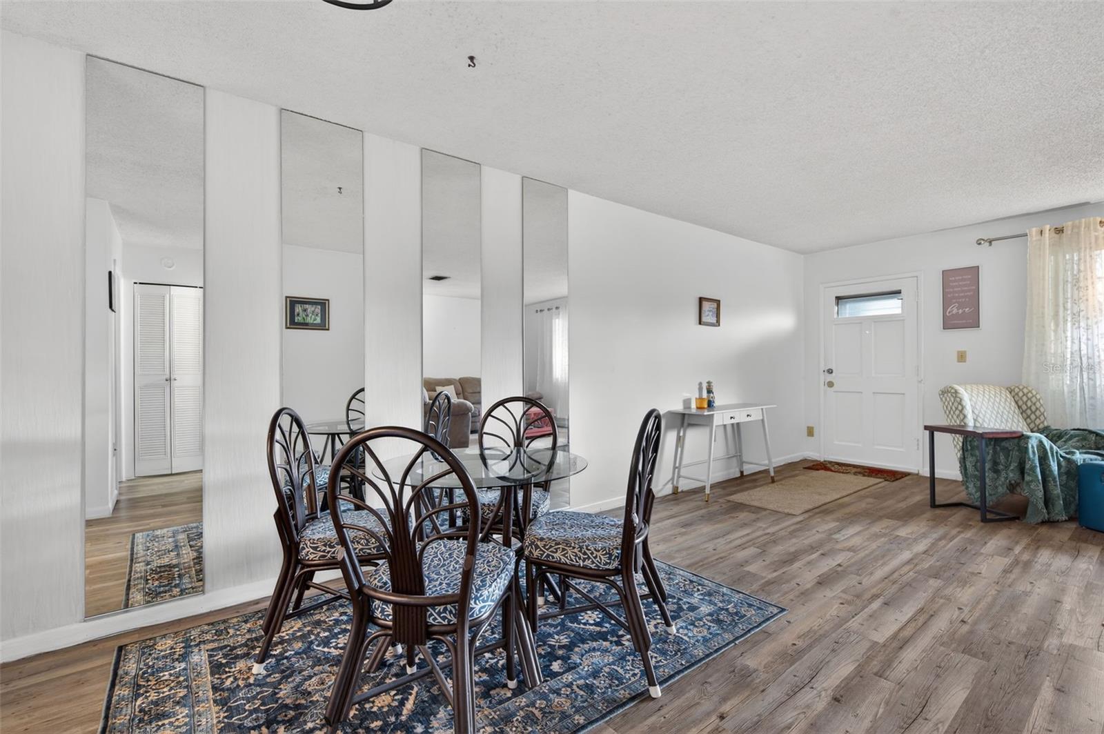 TB8462615 Property Photo