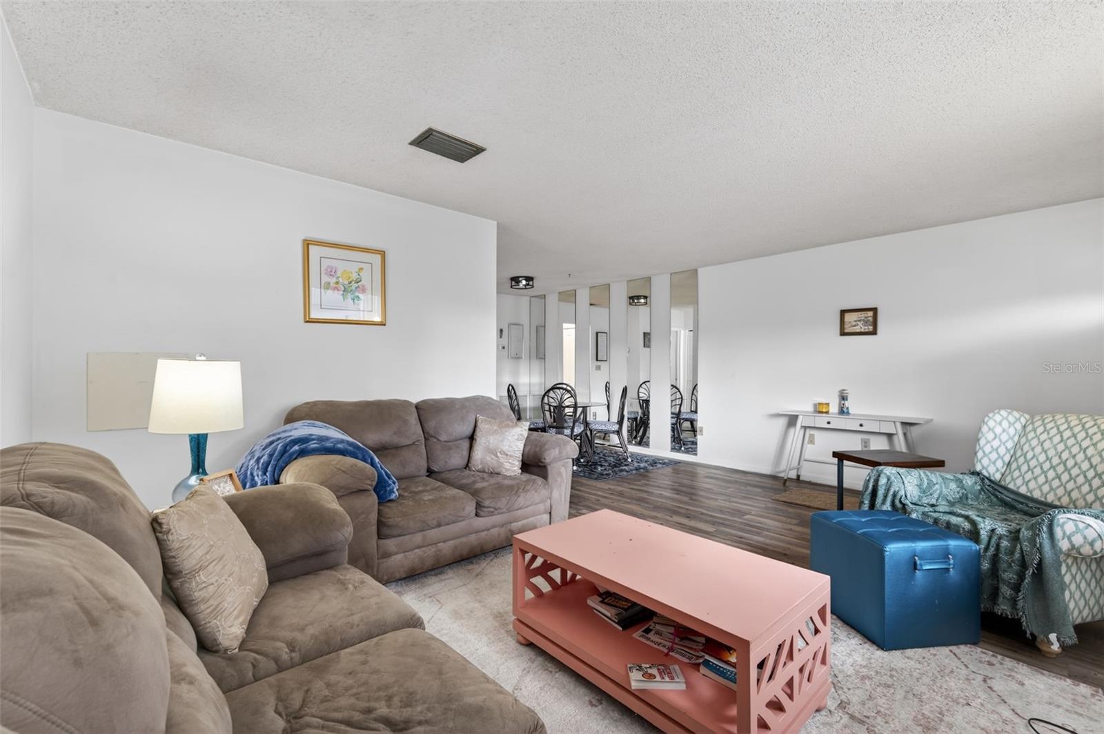 TB8462615 Property Photo