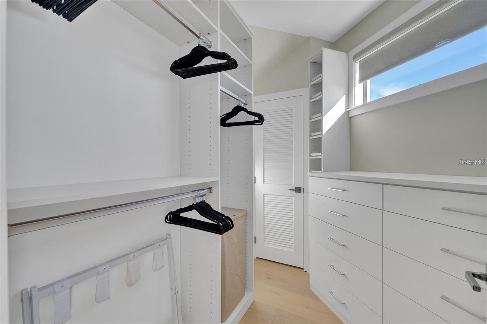 A4677512 Property Photo