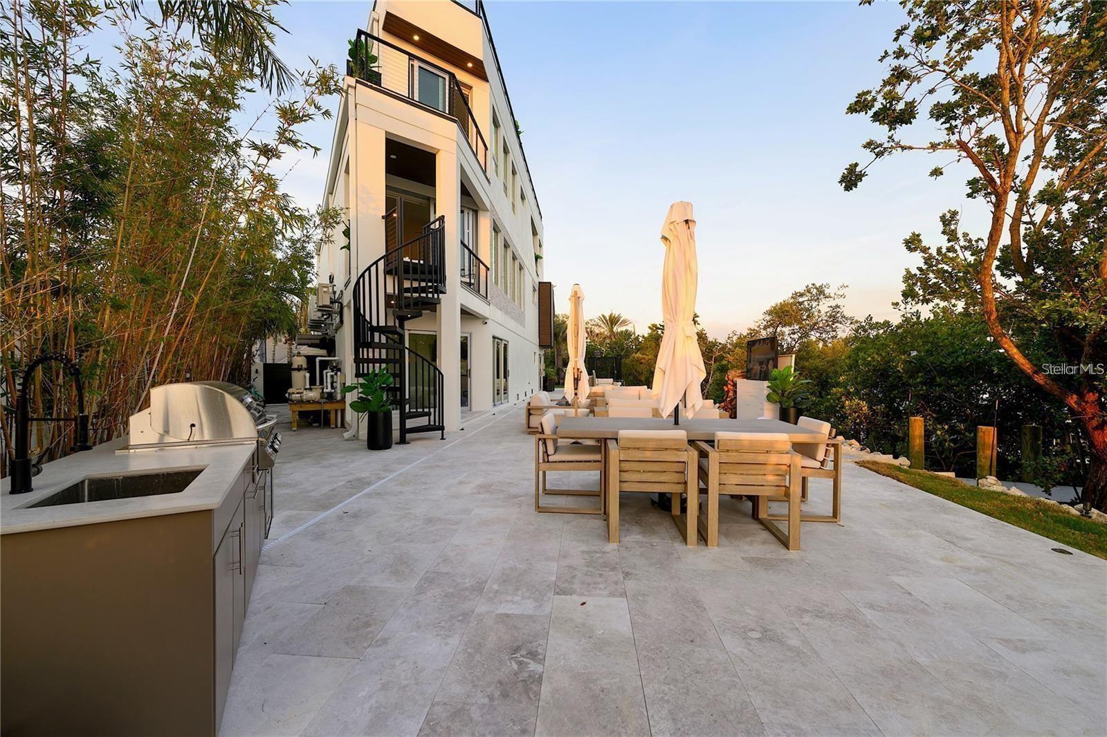 A4677512 Property Photo