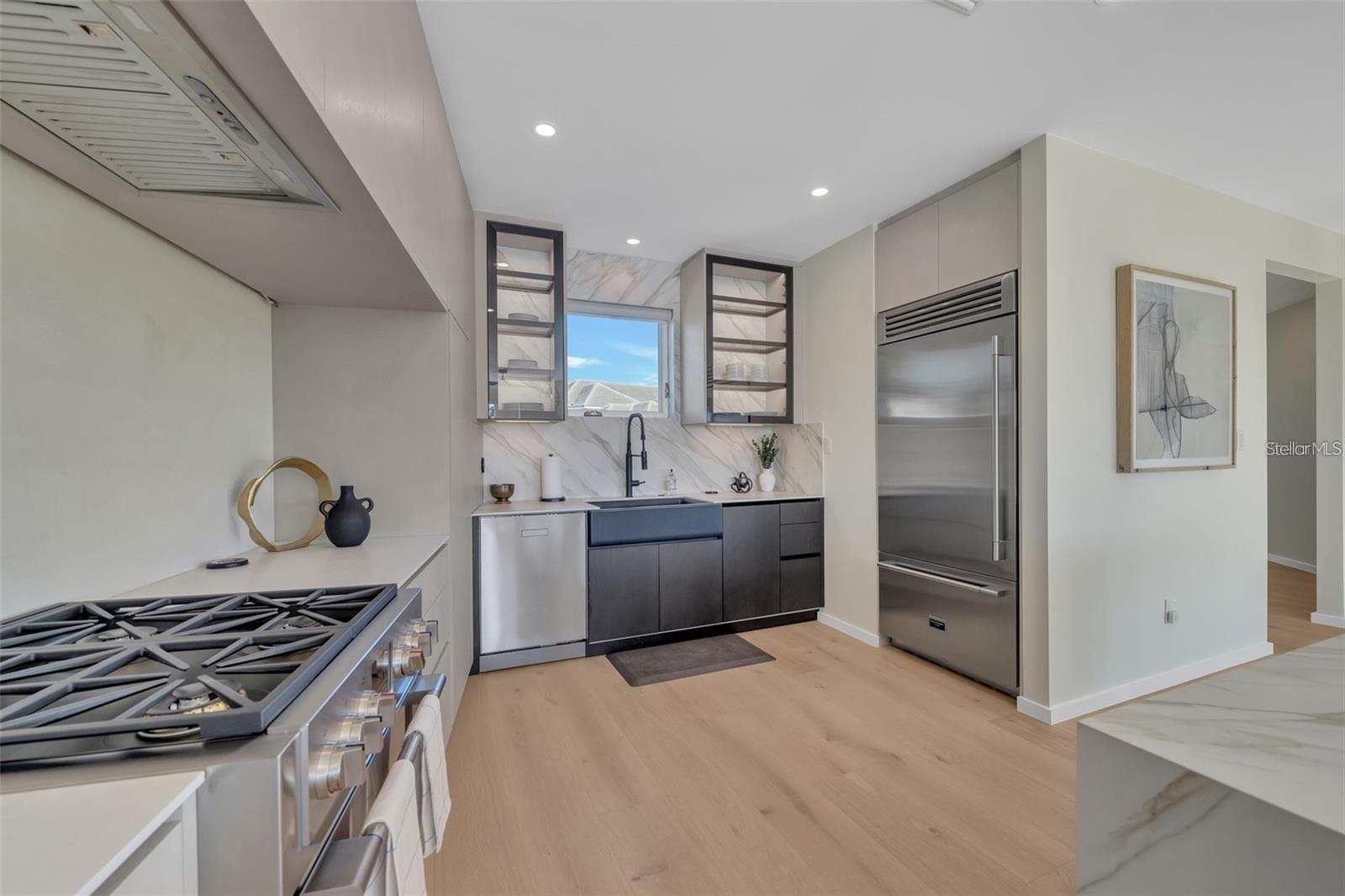 A4677512 Property Photo