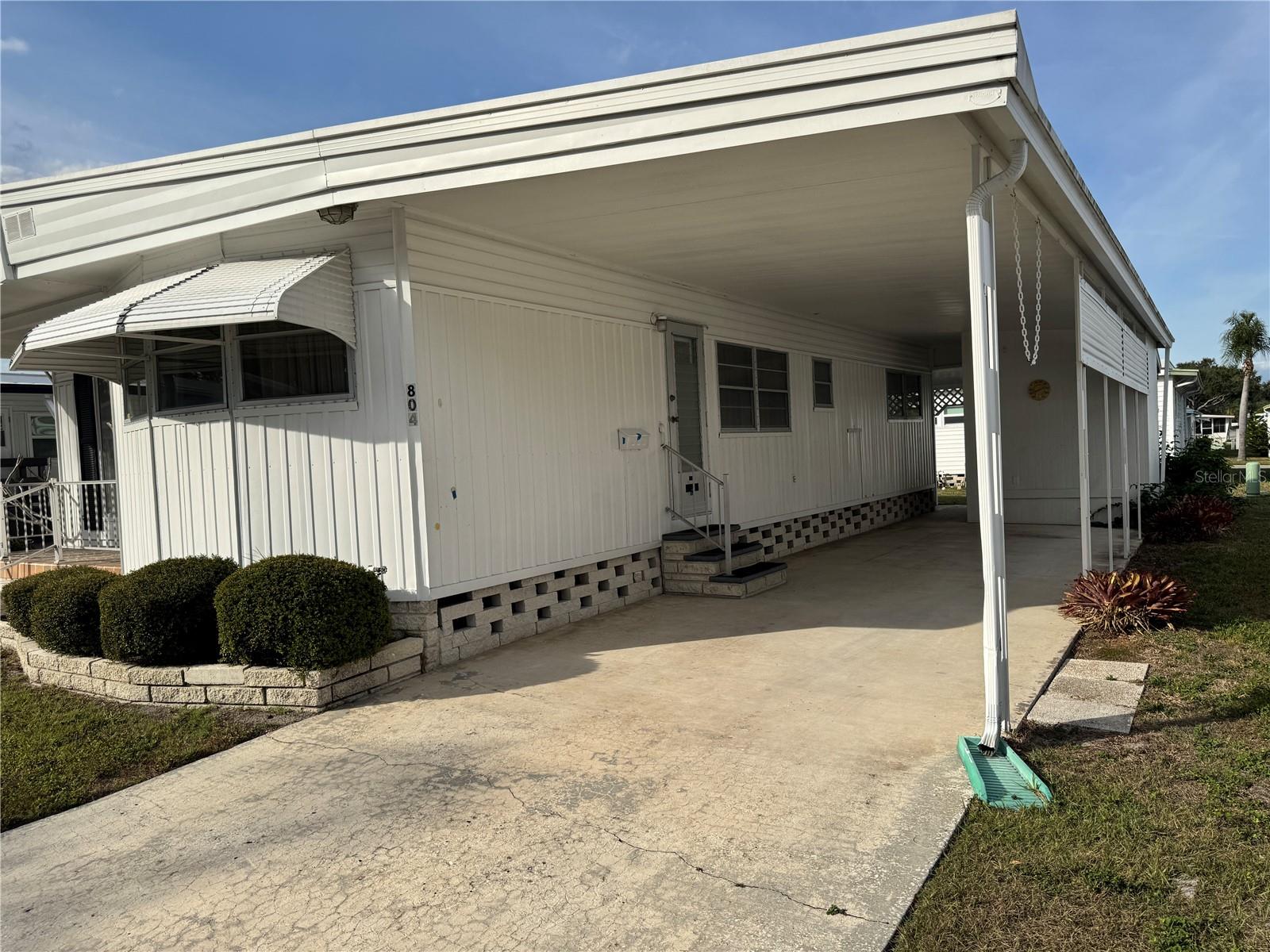 TB8462618 Property Photo