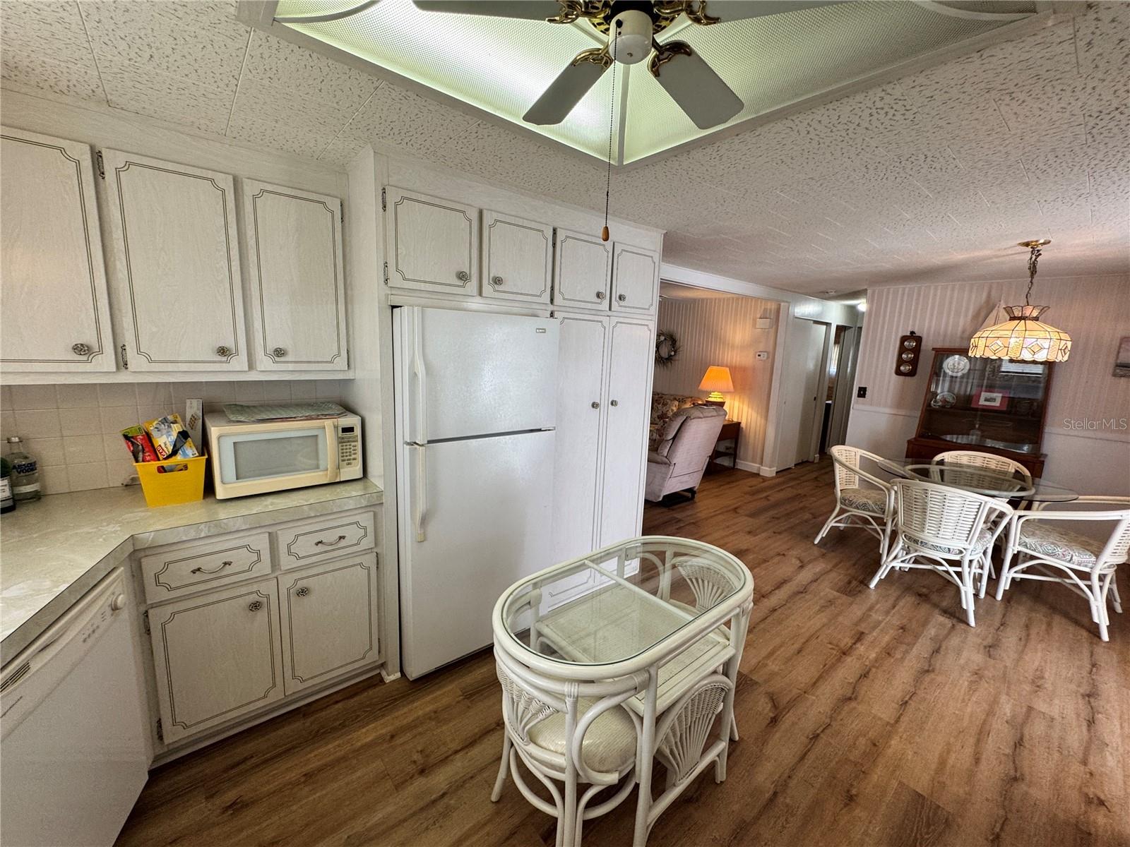 TB8462618 Property Photo