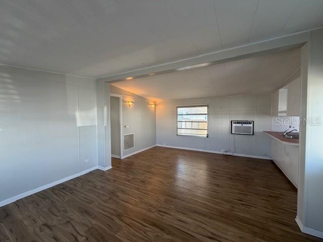 A4677521 Property Photo