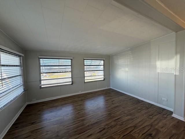 A4677521 Property Photo