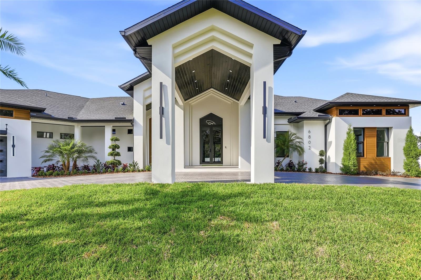 TB8462668 Property Photo